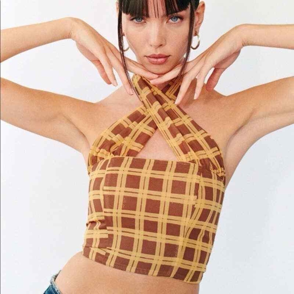 NWT With Jean tulip top in Cher